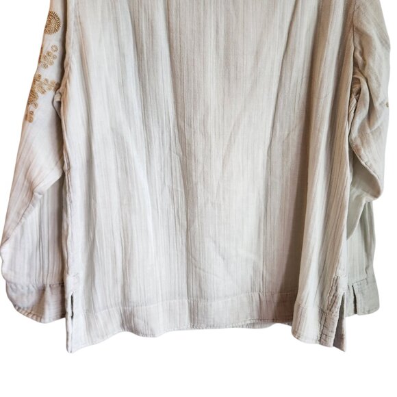 Soft Surroundings Shirt Large Pale Gray Charlotte Top Women's Embroidered NEW - Picture 12 of 13